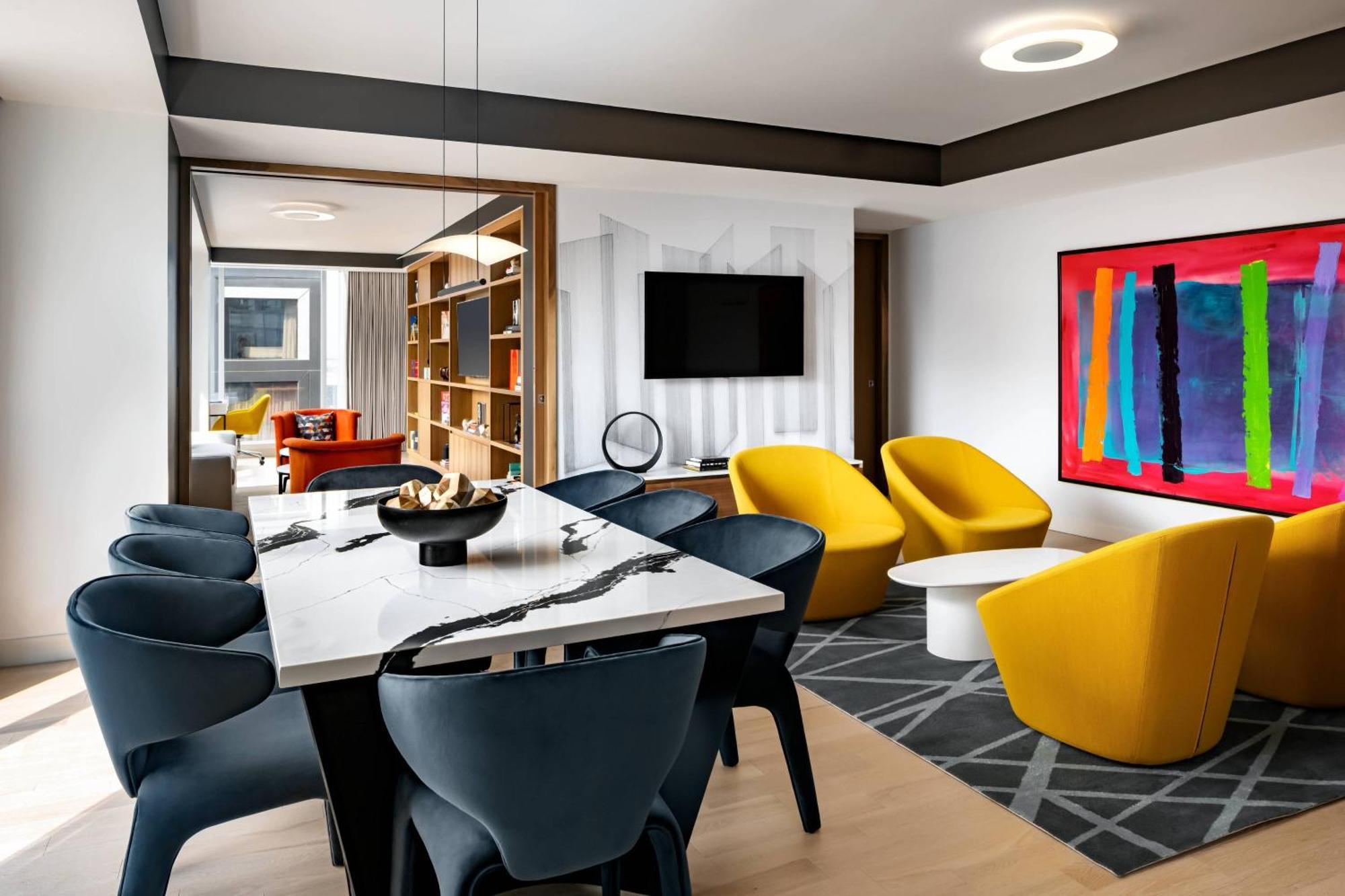 Humaniti Hotel Montreal, Autograph Collection Екстериор снимка